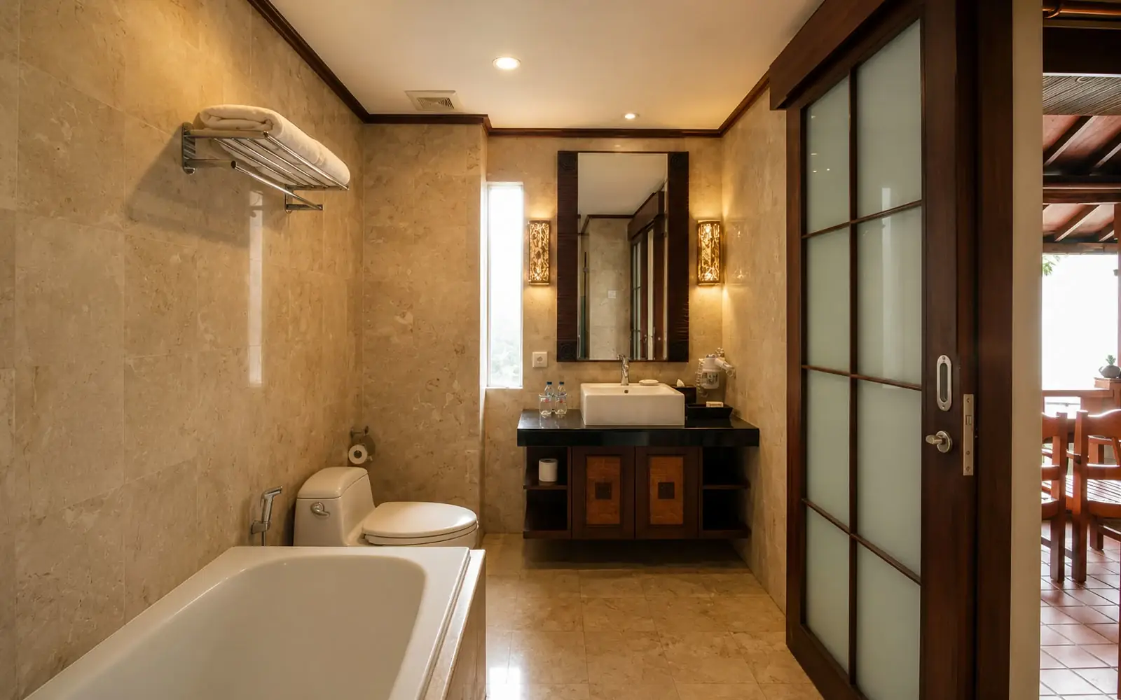 Deluxe Seaview Room Bathtub Bathroom